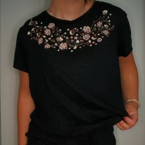 Abercrombie & Fitch Embroidered Floral Tshirt